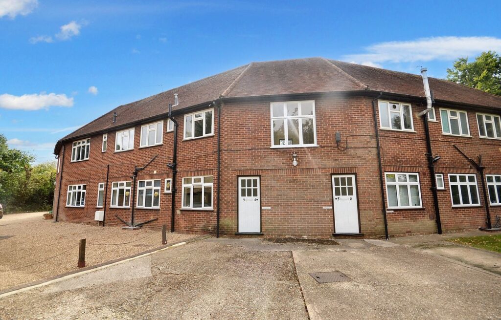 St. Anthonys Court, Beaconsfield, HP9