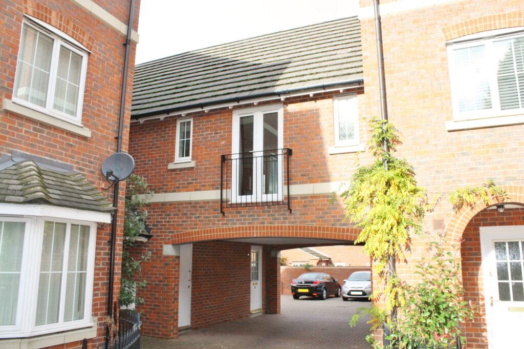 Hornbeam Way, Weston Turville, HP22