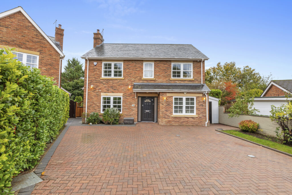 Claytons Meadow, Bourne End, SL8