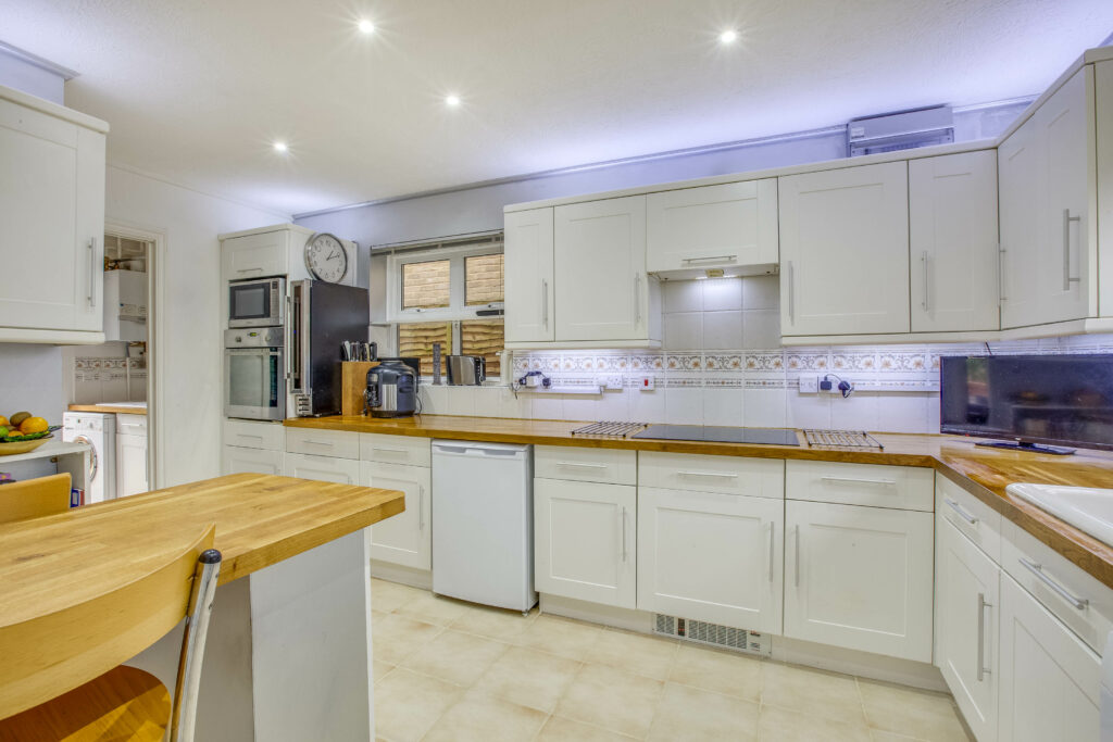 Lyndon Gardens, High Wycombe, HP13