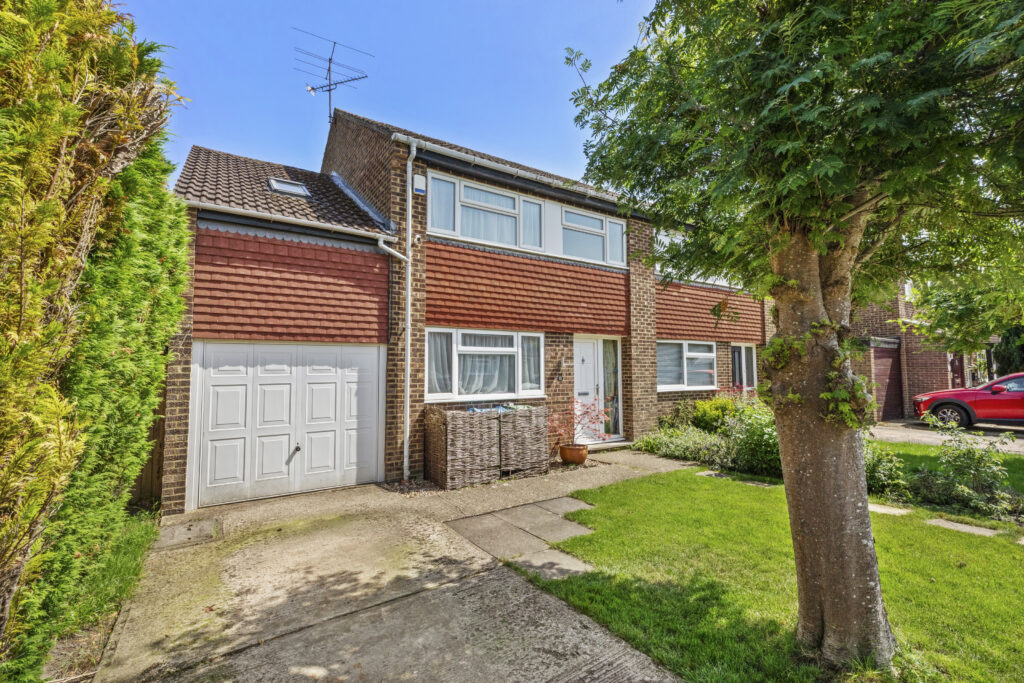 Millstream, Weston Turville, HP22