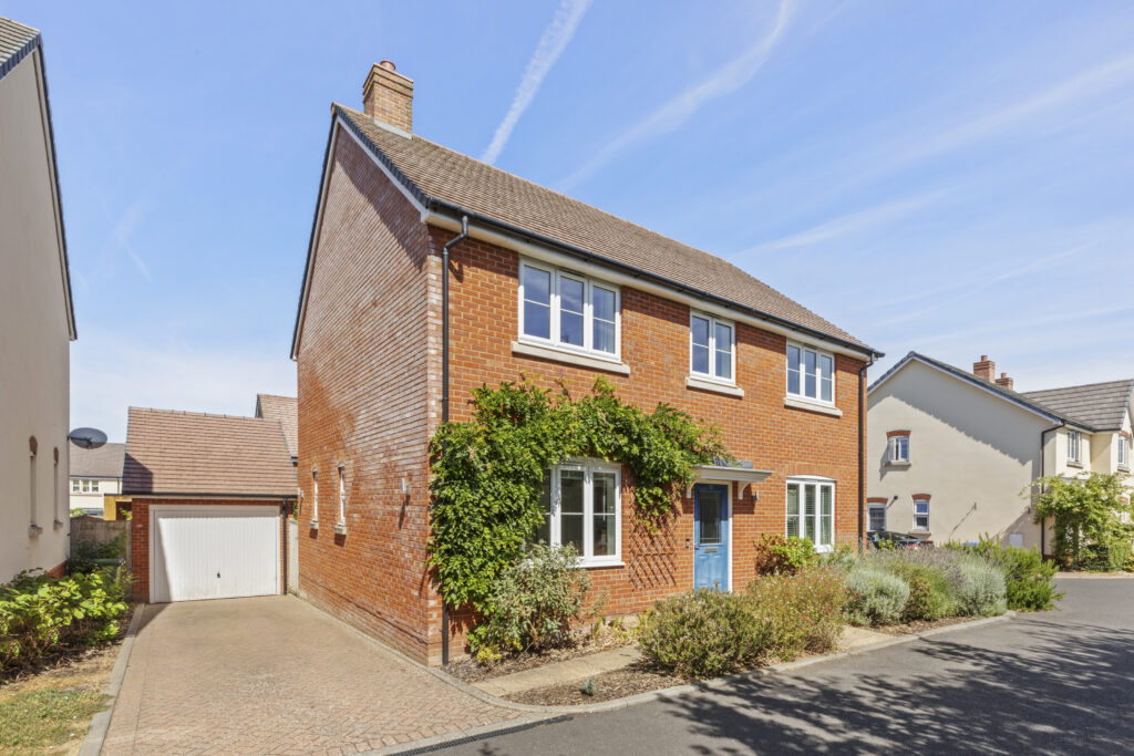 Millway Furlong, Haddenham, HP17