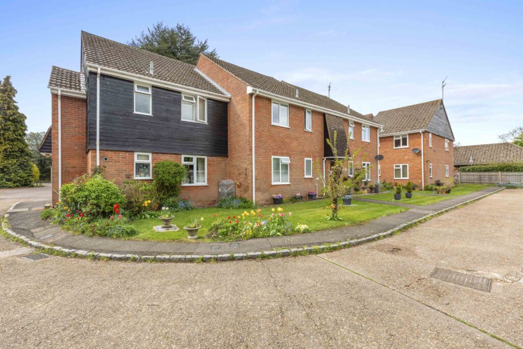 Coulson Court, Prestwood, HP16