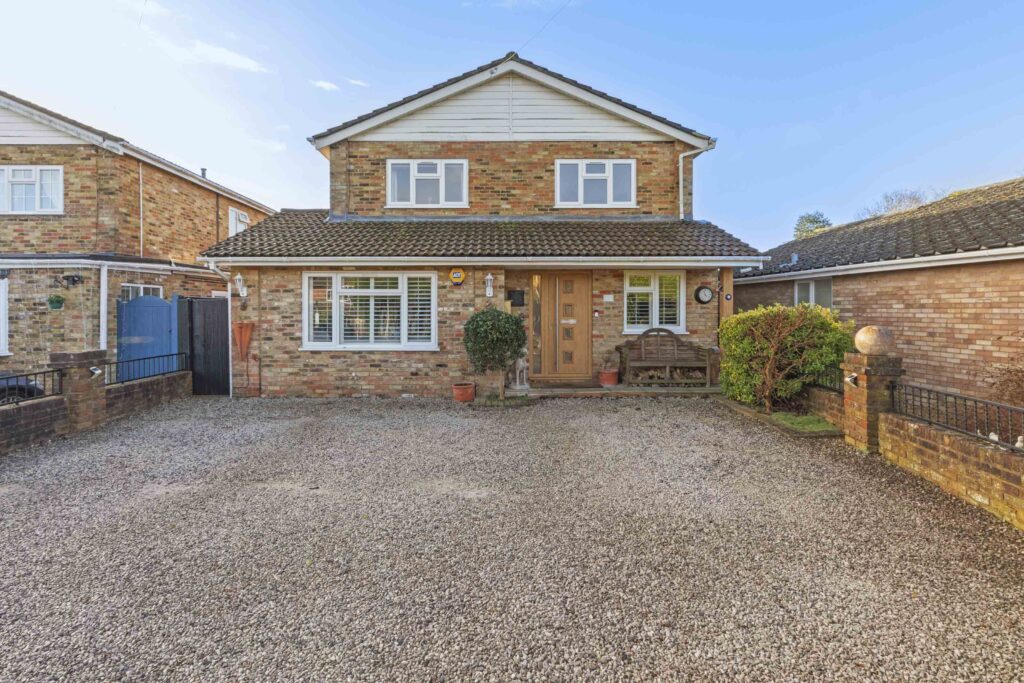 Main Road, Naphill, HP14