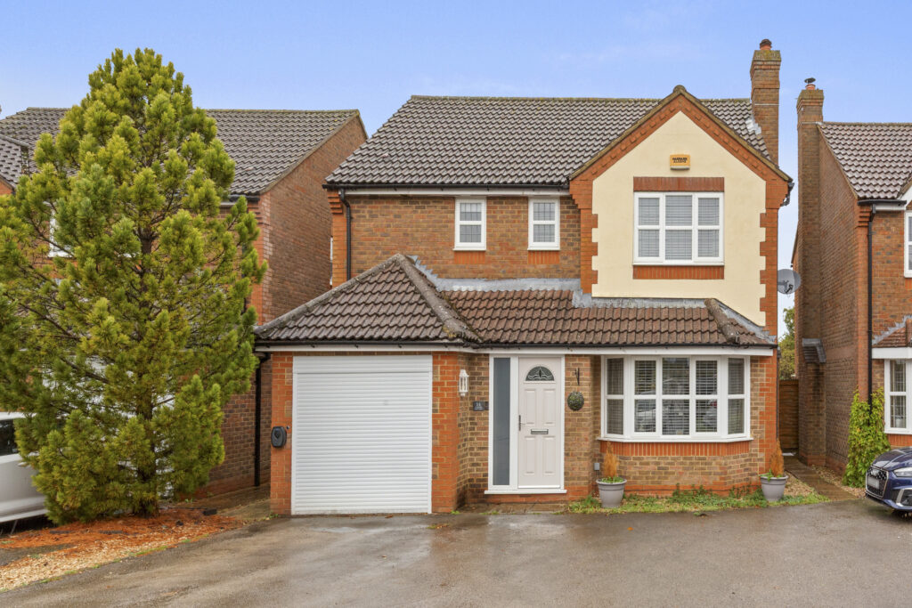 Castlefields, Stoke Mandeville, HP22