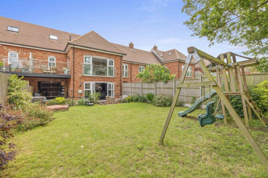 De Havilland Court, High Wycombe, HP13