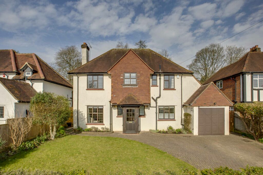 Amersham Hill Drive, High Wycombe, HP13