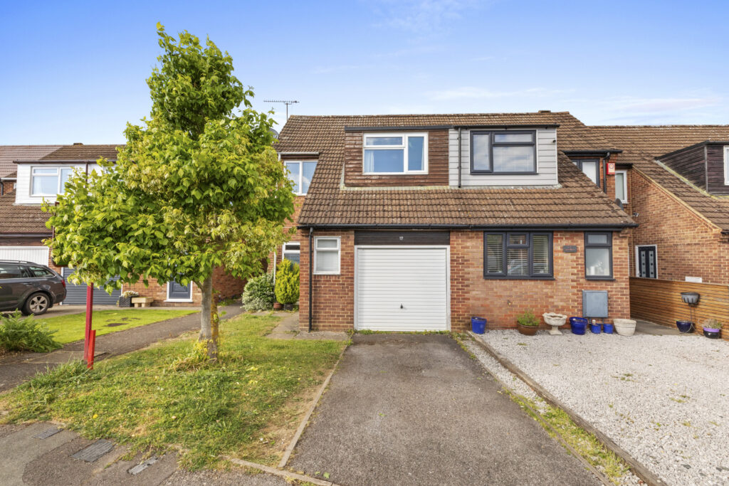 Grenville Way, Thame, OX9