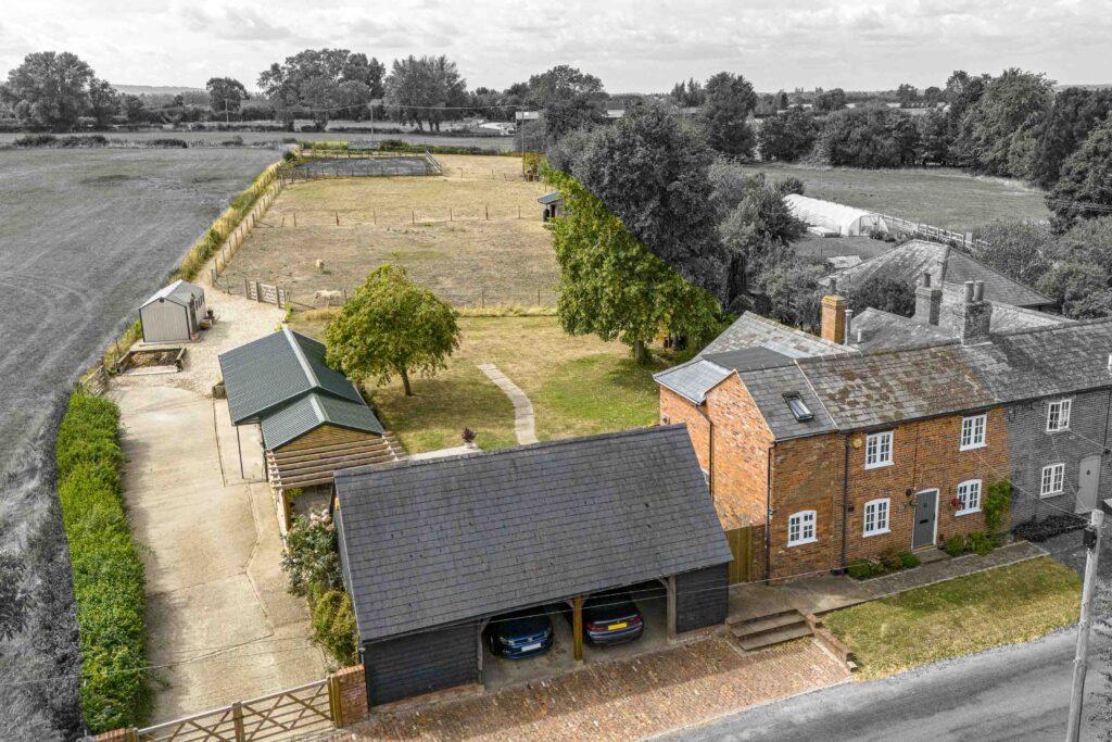 Stockwell Lane, Little Meadle, HP17