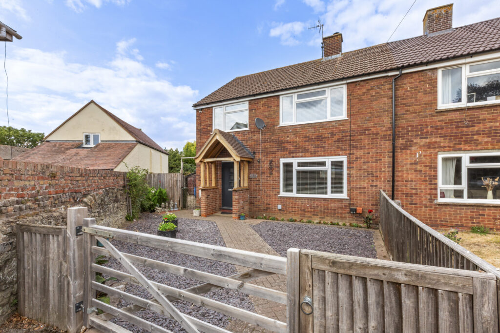 Kings Close, Thame, OX9