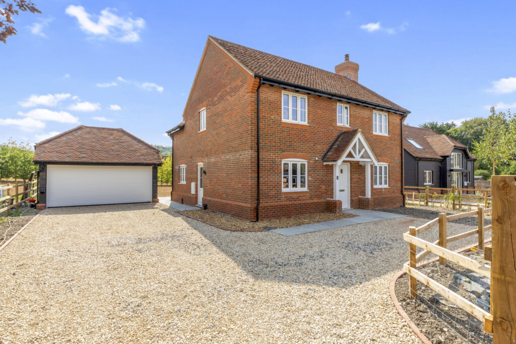 Old Nursery Place, Askett, HP27