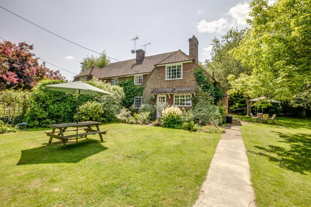 Hale Road, Wendover, HP22