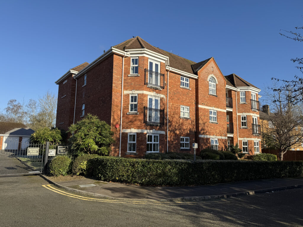 Maxwell Road, Beaconsfield, HP9