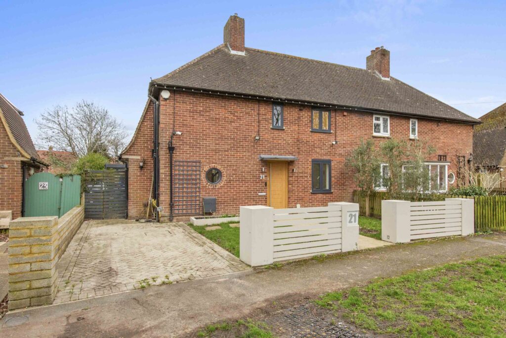 Eskdale Road, Stoke Mandeville, HP22