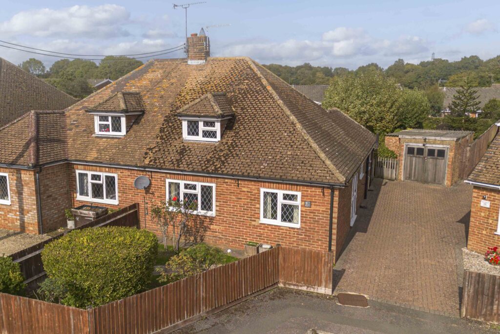 Fairfields, Great Kingshill, HP15