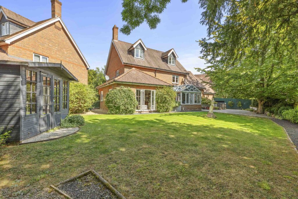 Willow Chase, Hazlemere, HP15