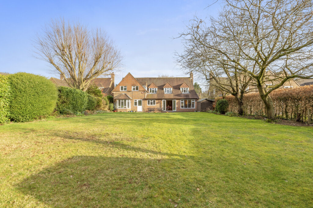 Walkwood Rise, Beaconsfield, HP9