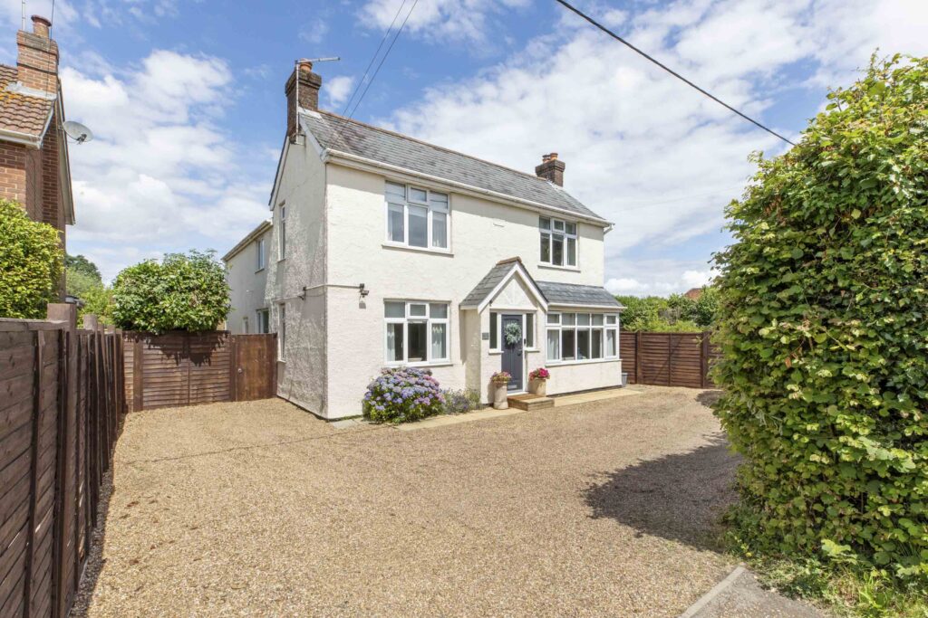 Beech Tree Road, Holmer Green, HP15