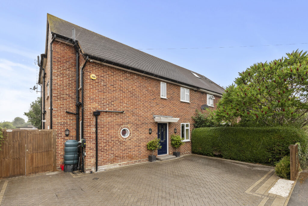 Eskdale Road, Stoke Mandeville, HP22