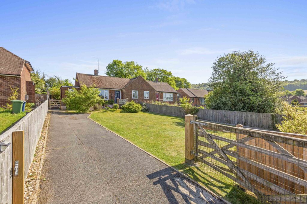 Crossfield Road, Princes Risborough, HP27