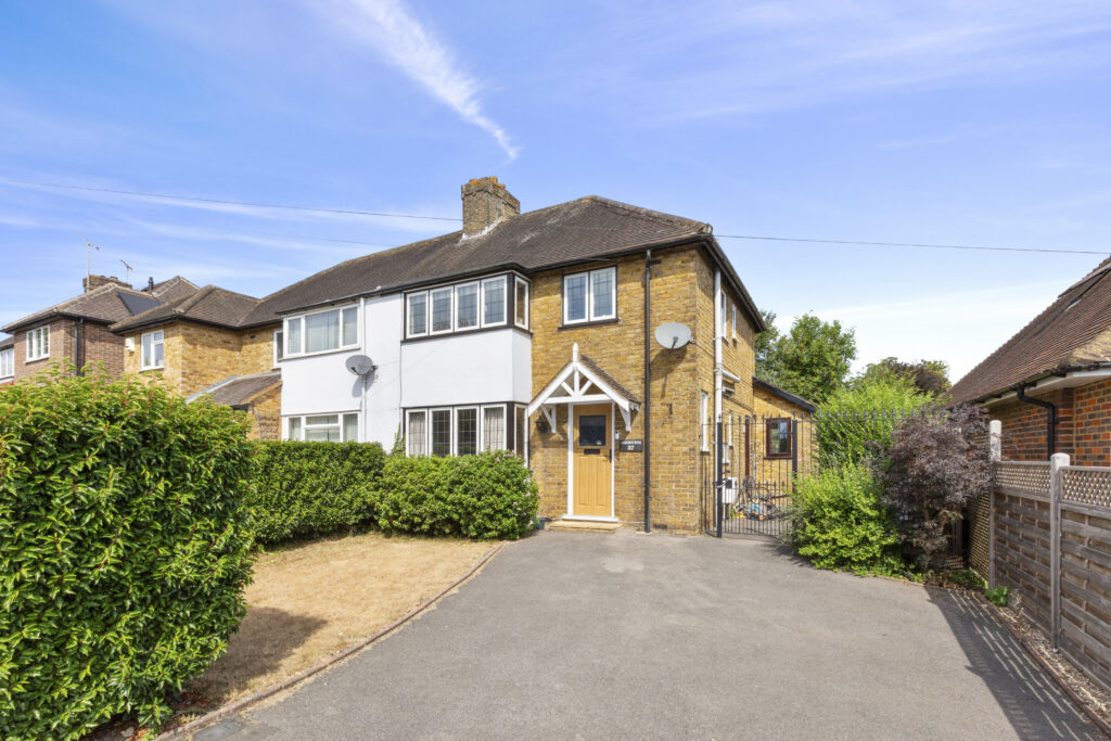 Albion Crescent, Chalfont St. Giles, HP8