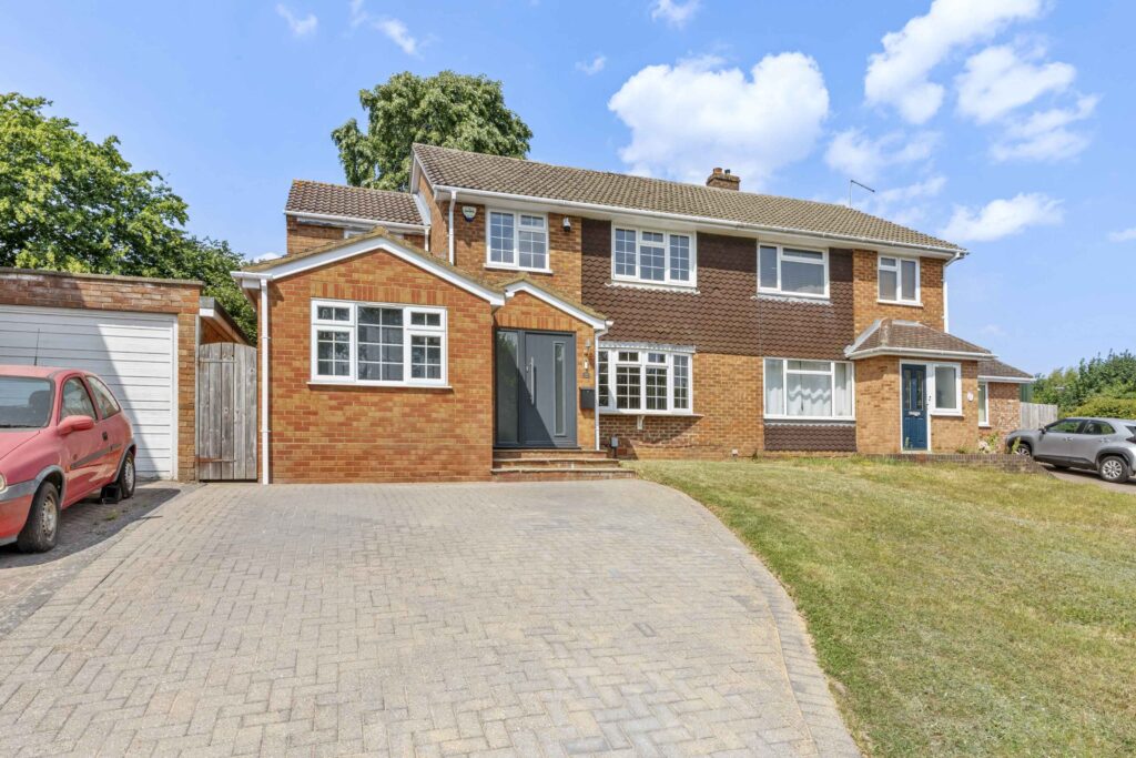 Grays Lane, Downley, HP13