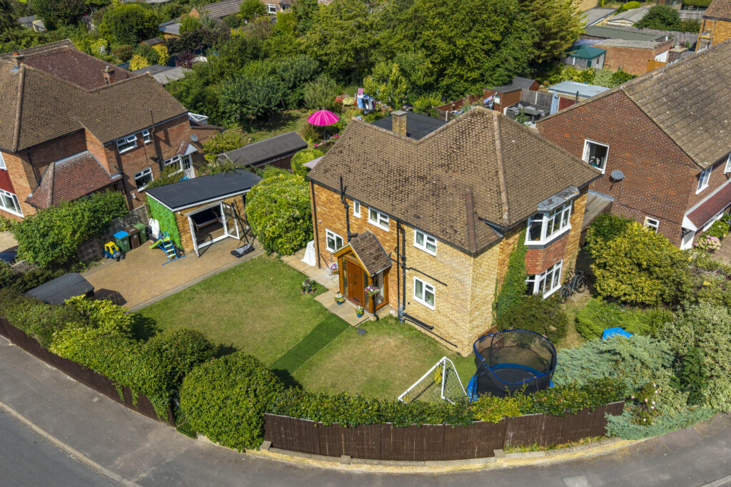 Manor Crescent, Wendover, HP22