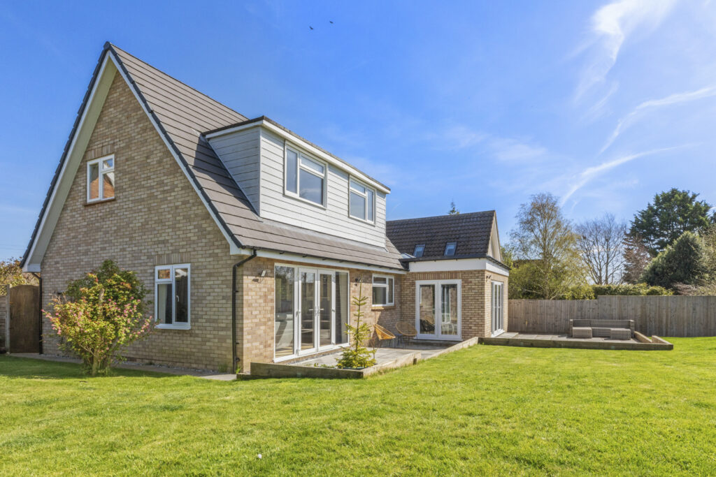 Bernards Close, Chearsley, HP18