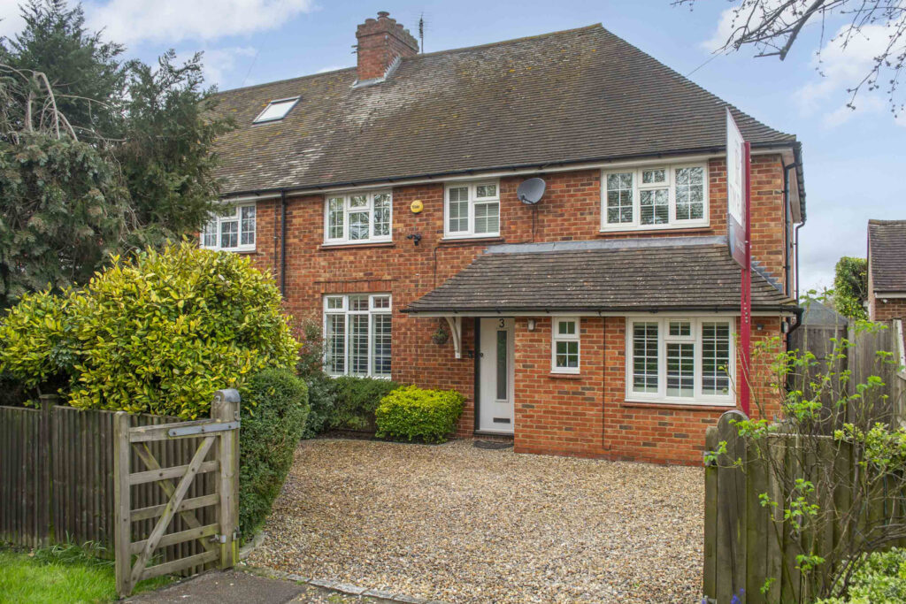 Lower Icknield Way, Longwick, HP27