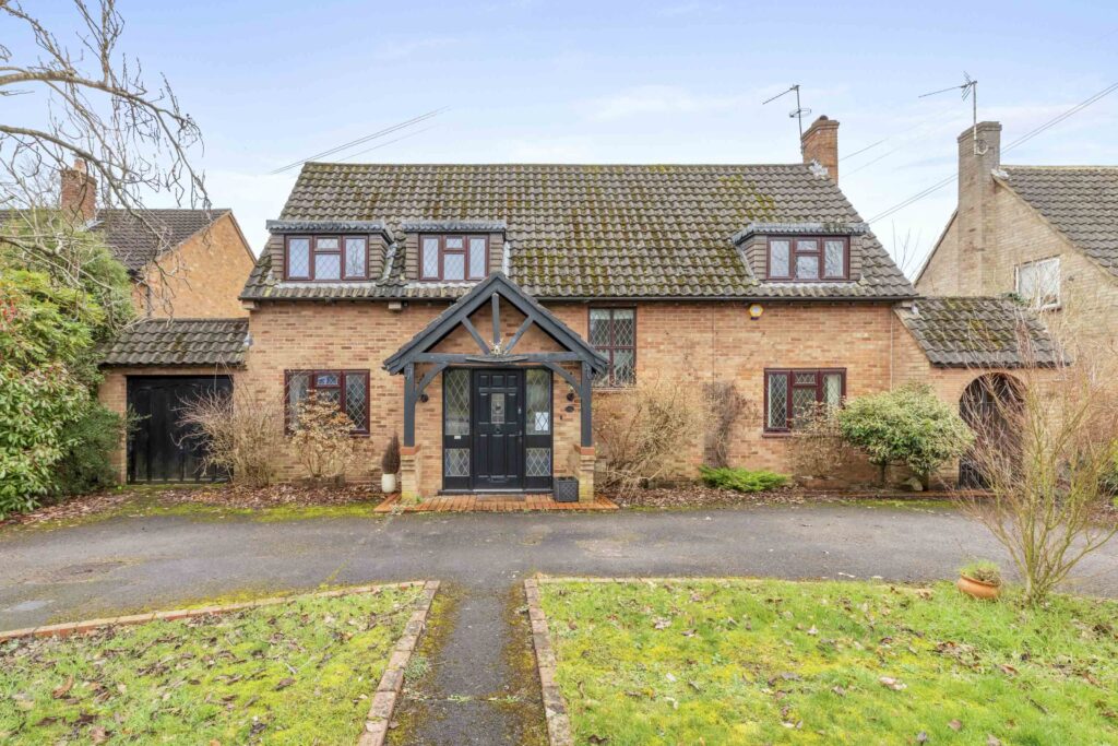 Wattleton Road, Beaconsfield, HP9