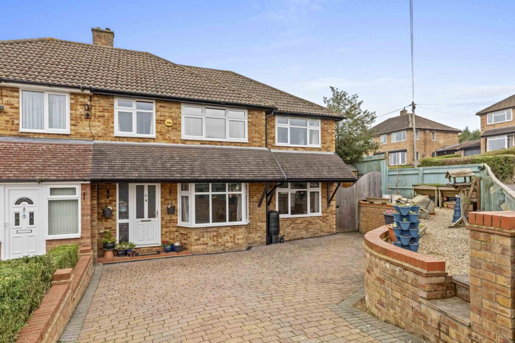 New Road, Princes Risborough, HP27