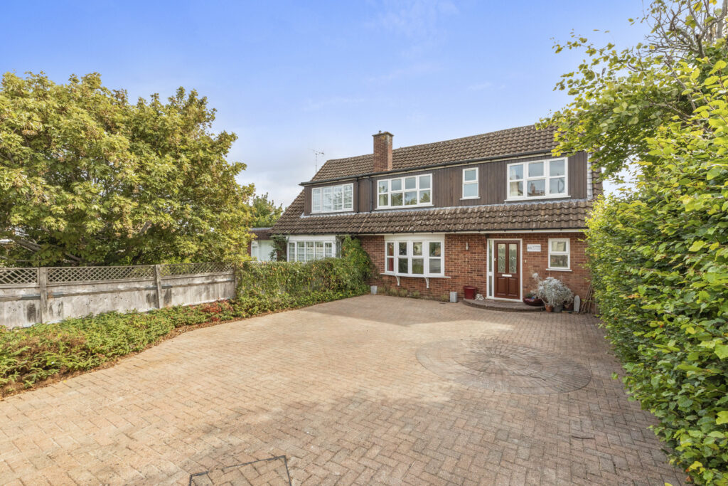Churchway, Haddenham, HP17