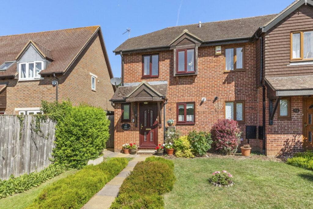 Thame Road, Haddenham, HP17