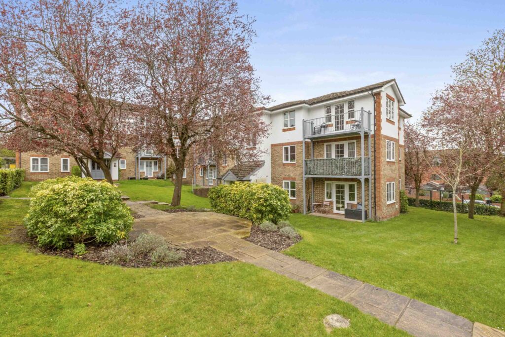 Queen Alexandra Road, High Wycombe, HP11