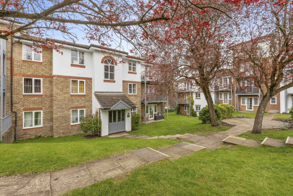 Queen Alexandra Road, High Wycombe, HP11