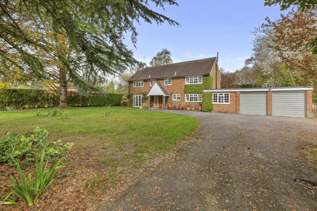 Cramond, 5 Long Wood Drive, Jordans, Beaconsfield HP9 2SS
