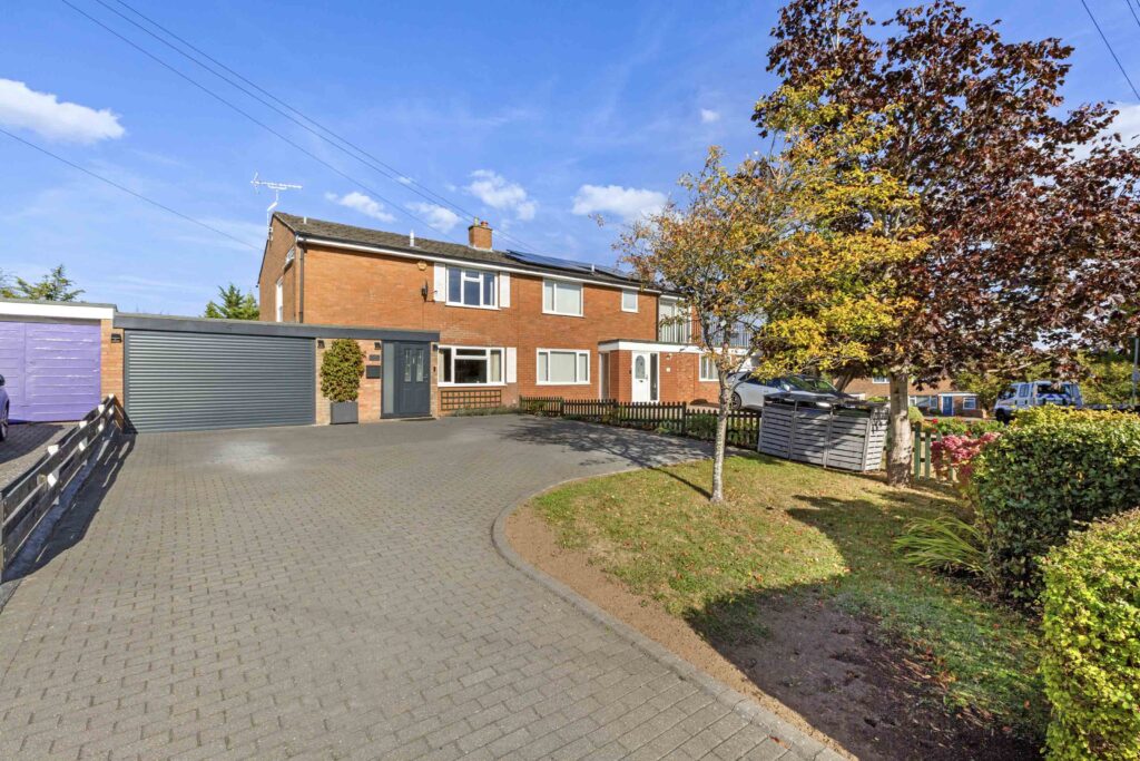 Pimms Grove, High Wycombe, HP13