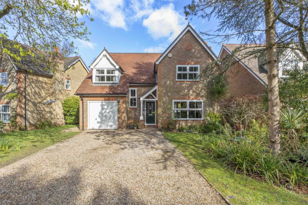 Victoria Gardens, High Wycombe, HP11