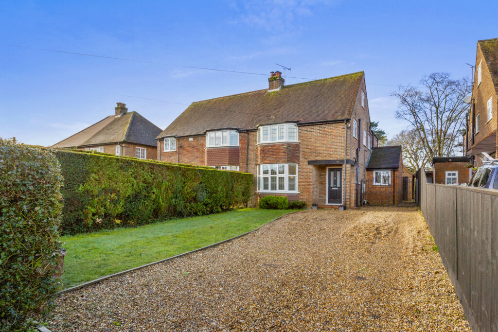 Lakes Lane, Beaconsfield, HP9