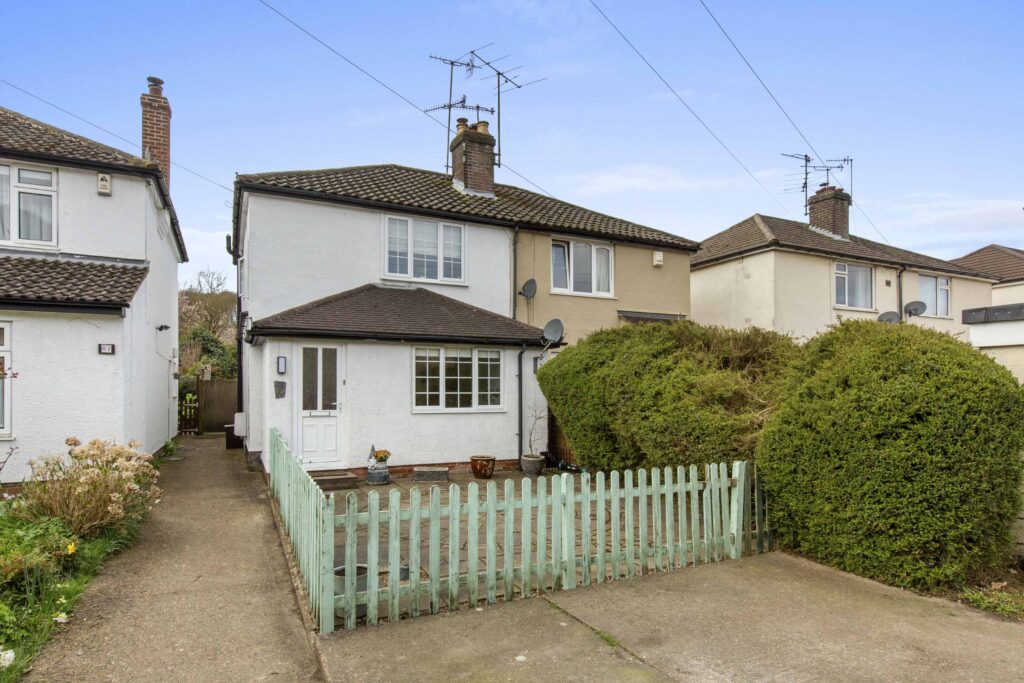 Bradenham Road, West Wycombe, HP14