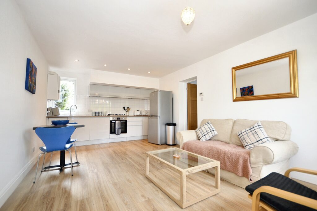 The Annexe Hogback Wood Road Beaconsfield HP9 1JR