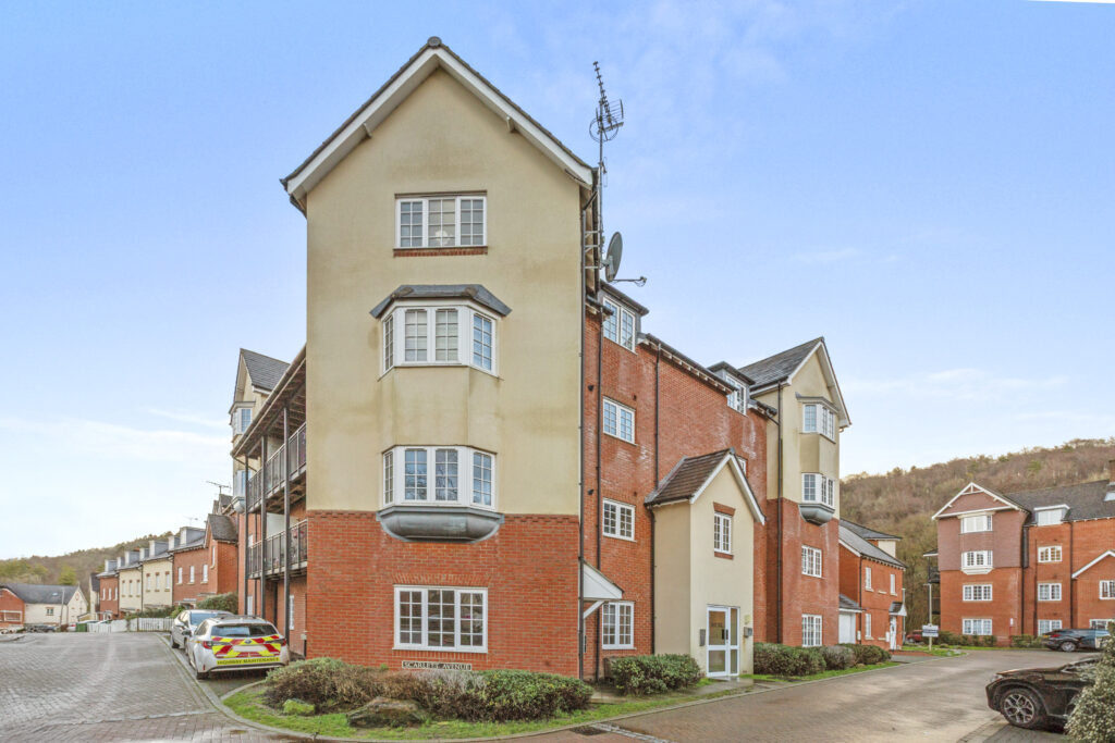 Scarlett Avenue, Wendover, HP22