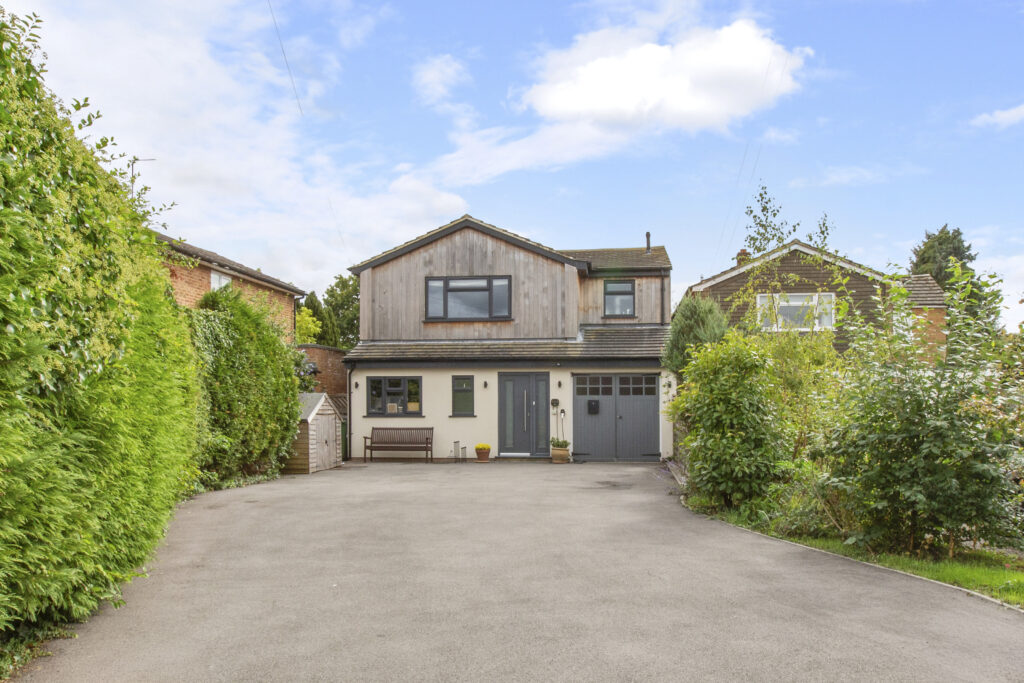 Wykeham Way, Haddenham, HP17