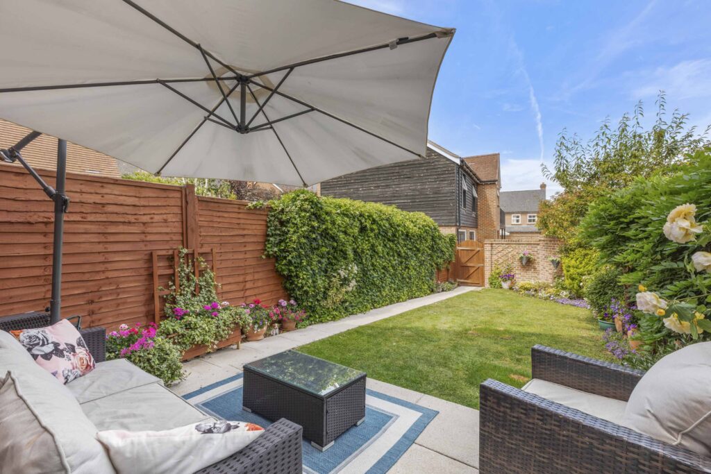 St. Dunstans Close, Monks Risborough, HP27