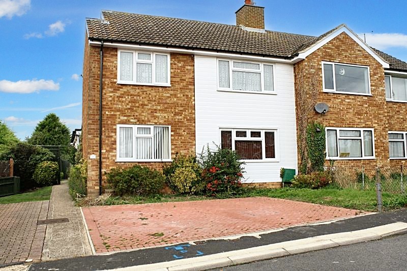 Giffard Way, Long Crendon, HP18