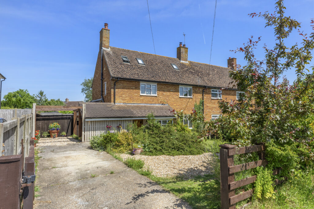 Chestnut View, Chilton Road, HP18