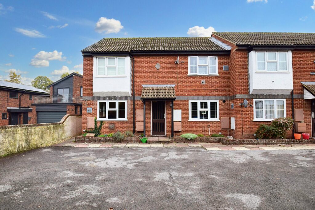 New Road, Princes Risborough, HP27