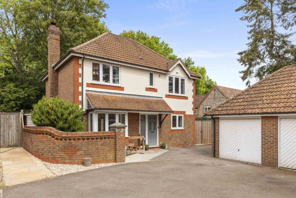 Lyndon Gardens, High Wycombe, HP13