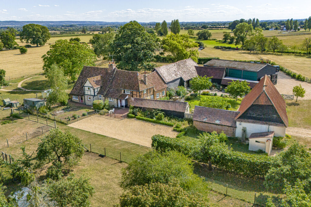 Oxford Road, Dinton, HP17