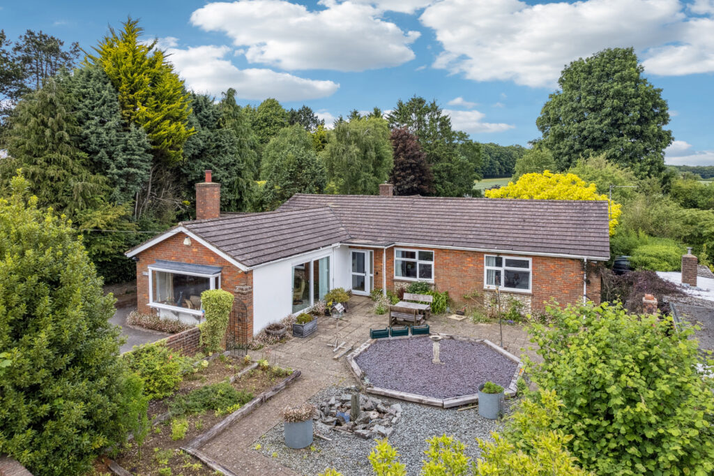 Jenkins Lane, St. Leonards, HP23